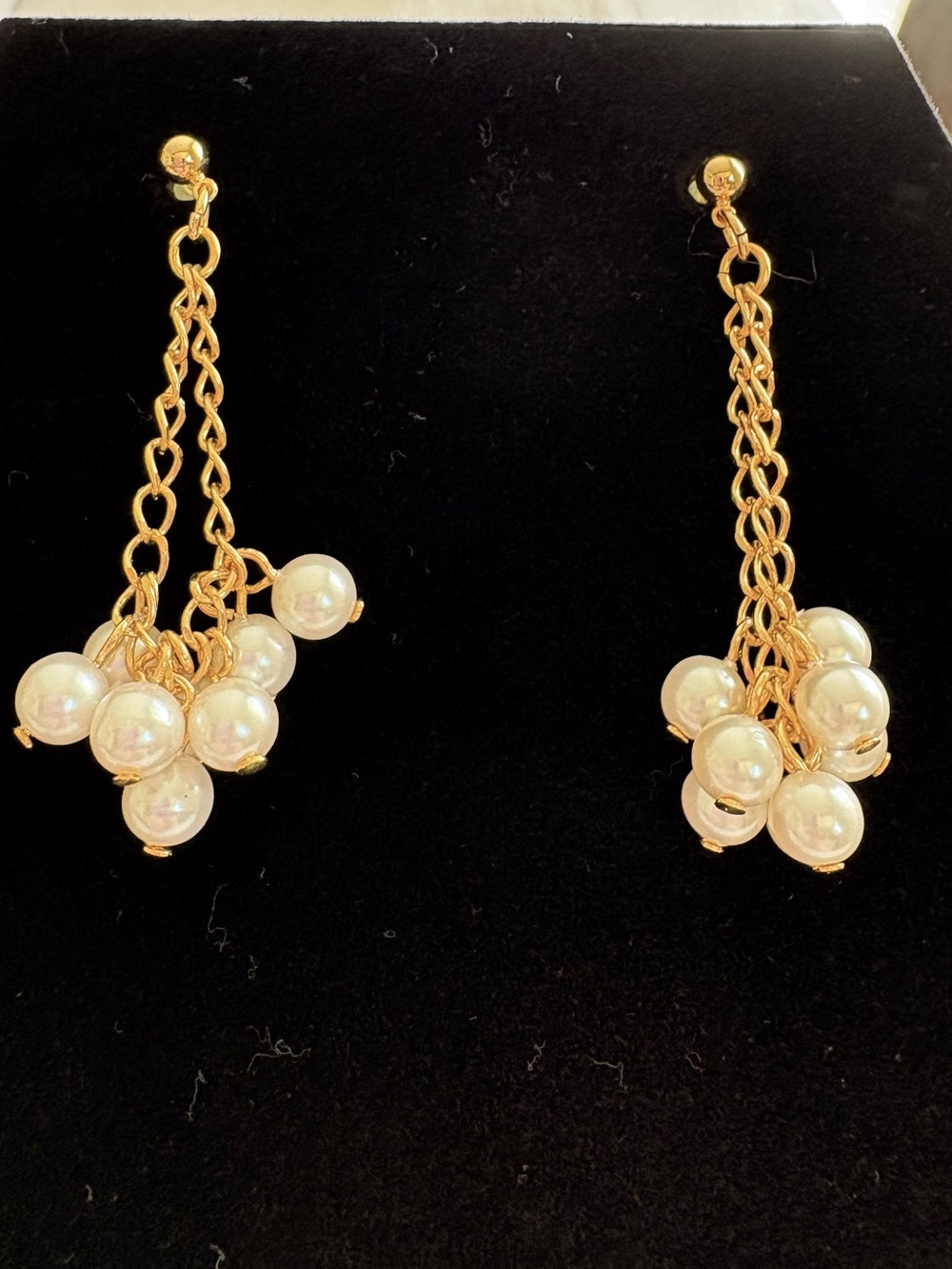 Napier Vintage NWT 14 K gold post Chain Earrings with Pearl Clusters